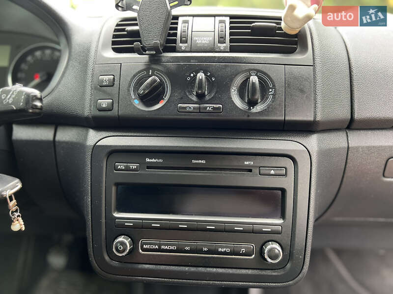 Универсал Skoda Fabia 2011 в Киеве