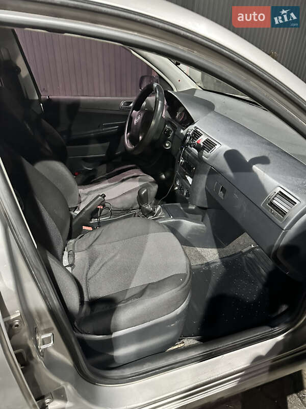 Хетчбек Skoda Fabia 2006 в Хмельницькому