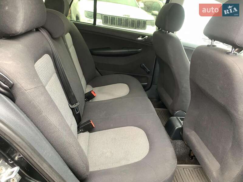 Універсал Skoda Fabia 2004 в Вінниці