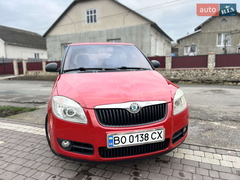 Хетчбек Skoda Fabia 2007 в Гусятині