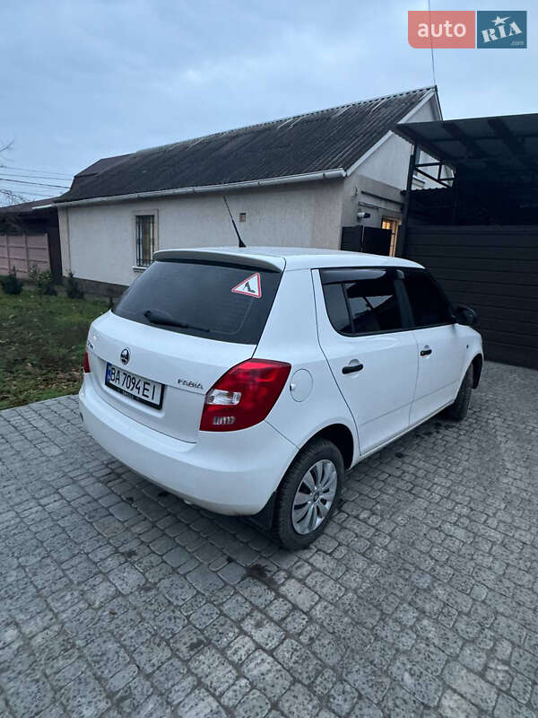 Хэтчбек Skoda Fabia 2014 в Кропивницком фото 3 Хэтчбек Skoda Fabia 2014 в Кропивницком