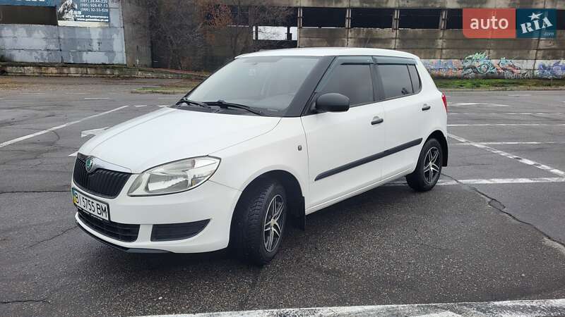 Хэтчбек Skoda Fabia 2012 в Полтаве