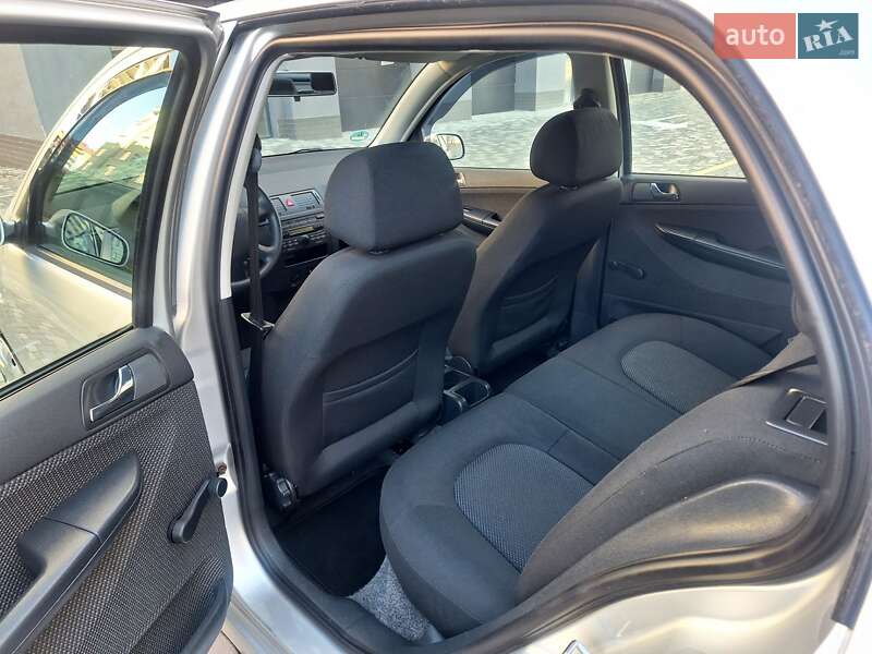 Хэтчбек Skoda Fabia 2007 в Ивано-Франковске фото 48 Хэтчбек Skoda Fabia 2007 в Ивано-Франковске