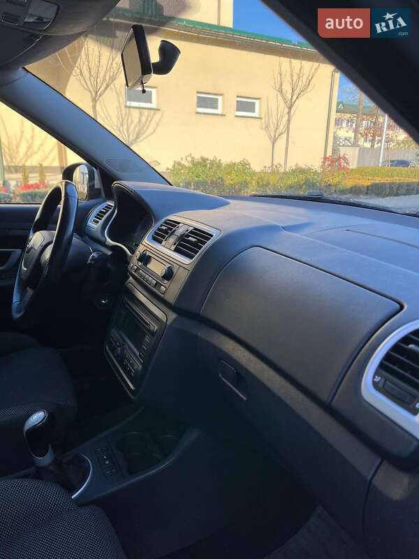 Хэтчбек Skoda Fabia 2010 в Луцке фото 11 Хэтчбек Skoda Fabia 2010 в Луцке