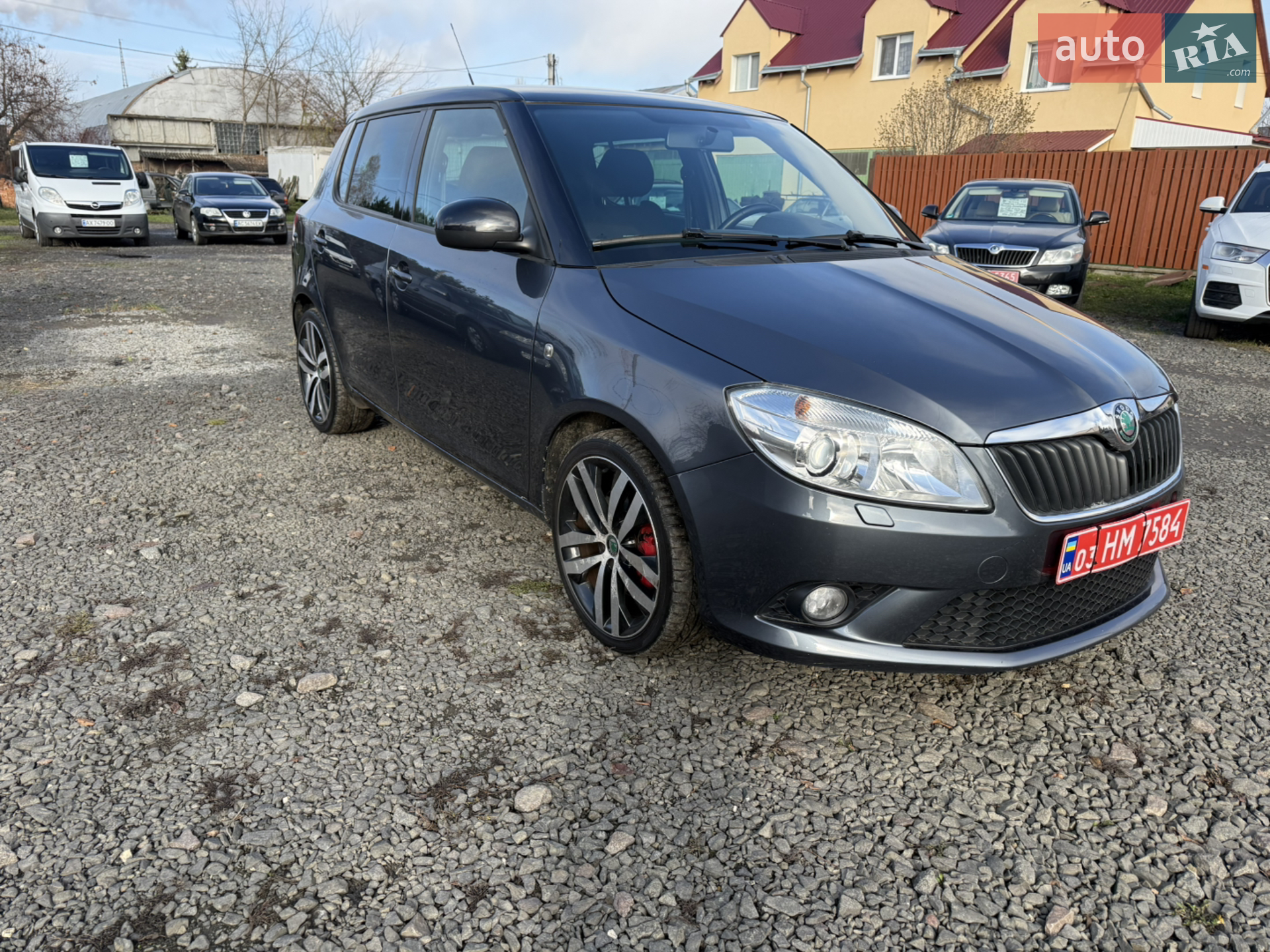 2011 Skoda Fabia - мініатюра 12