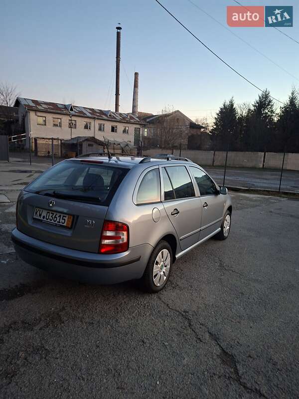 Універсал Skoda Fabia 2004 в Тисмениці фото 3 Універсал Skoda Fabia 2004 в Тисмениці