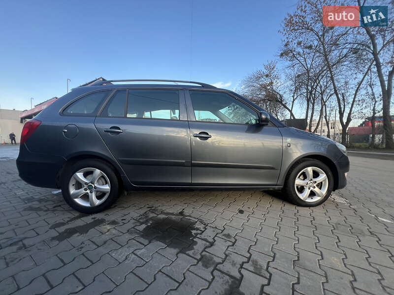 Универсал Skoda Fabia 2011 в Львове