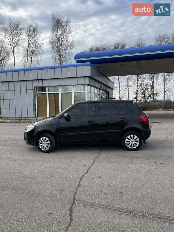Хэтчбек Skoda Fabia 2008 в Ромнах фото 8 Хэтчбек Skoda Fabia 2008 в Ромнах