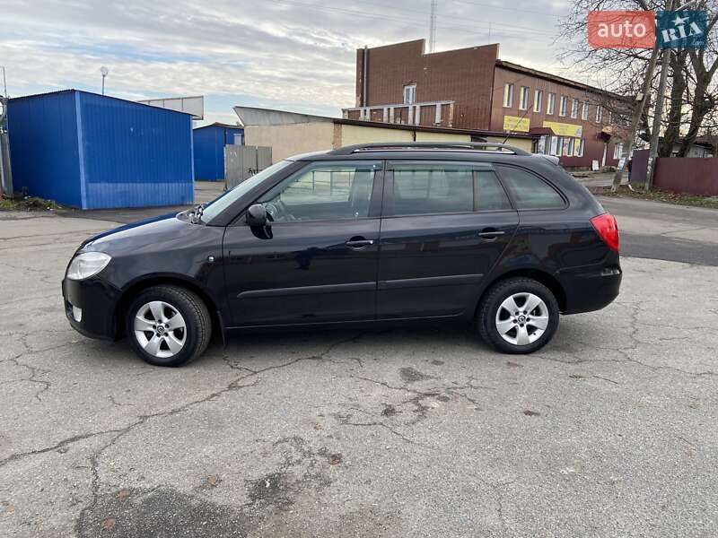 Универсал Skoda Fabia 2009 в Корсуне-Шевченковском
