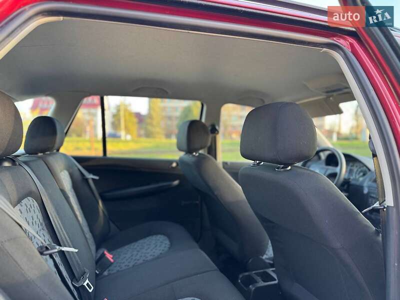 Универсал Skoda Fabia 2006 в Долине фото 25 Универсал Skoda Fabia 2006 в Долине