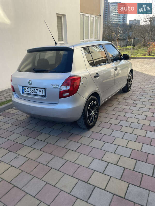 Хетчбек Skoda Fabia 2009 в Львові фото 5 Хетчбек Skoda Fabia 2009 в Львові
