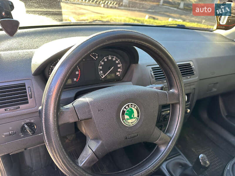 Хэтчбек Skoda Fabia 2004 в Вольнянске фото 5 Хэтчбек Skoda Fabia 2004 в Вольнянске