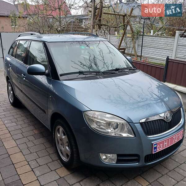 Skoda Fabia 2009 Skoda Fabia 2009