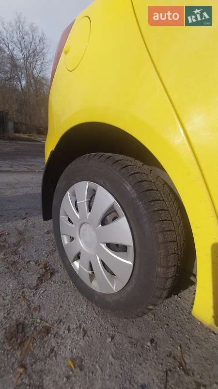 Хэтчбек Skoda Fabia 2008 в Днепре