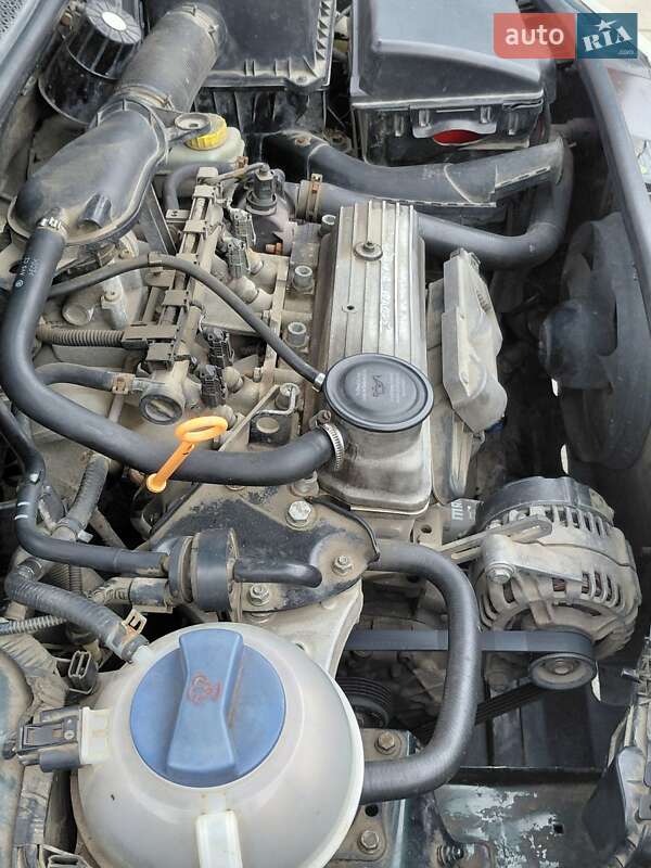 Универсал Skoda Fabia 2002 в Ивано-Франковске фото 5 Универсал Skoda Fabia 2002 в Ивано-Франковске