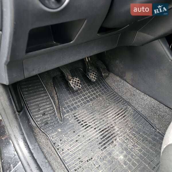 Универсал Skoda Fabia 2009 в Киеве фото 4 Универсал Skoda Fabia 2009 в Киеве