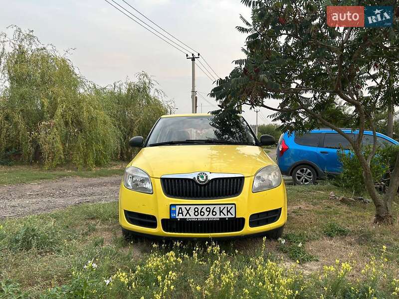 Хэтчбек Skoda Fabia 2008 в Краматорске фото Хэтчбек Skoda Fabia 2008 в Краматорске