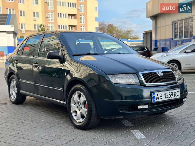 Седан Skoda Fabia 2004 в Одессе