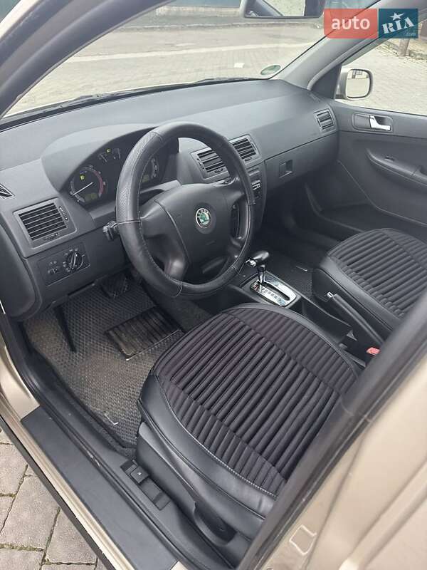 Универсал Skoda Fabia 2004 в Львове фото 6 Универсал Skoda Fabia 2004 в Львове