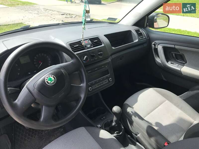 Хэтчбек Skoda Fabia 2011 в Бурштыне фото 9 Хэтчбек Skoda Fabia 2011 в Бурштыне