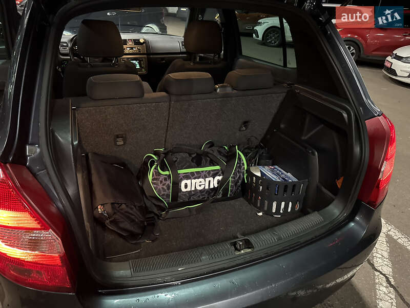 Хэтчбек Skoda Fabia 2012 в Полтаве