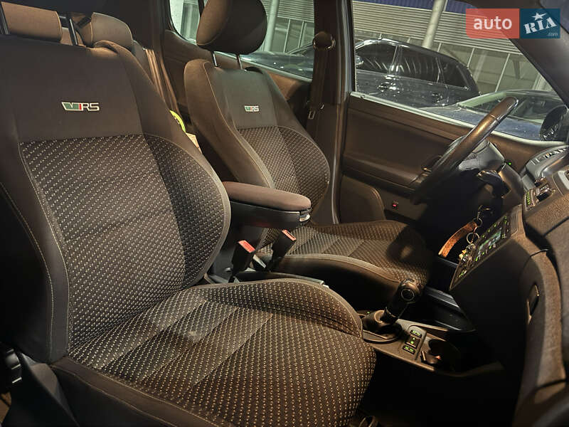 Хэтчбек Skoda Fabia 2012 в Полтаве