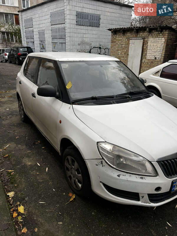 Хетчбек Skoda Fabia 2012 в Києві