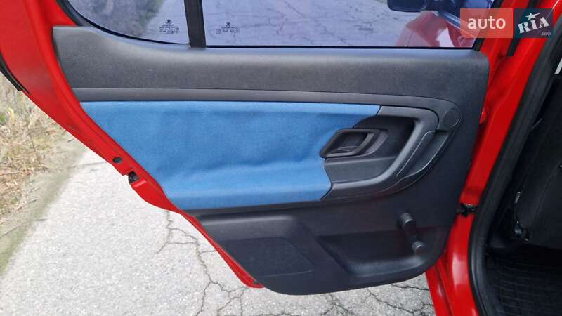 Хэтчбек Skoda Fabia 2009 в Кременчуге фото 14 Хэтчбек Skoda Fabia 2009 в Кременчуге