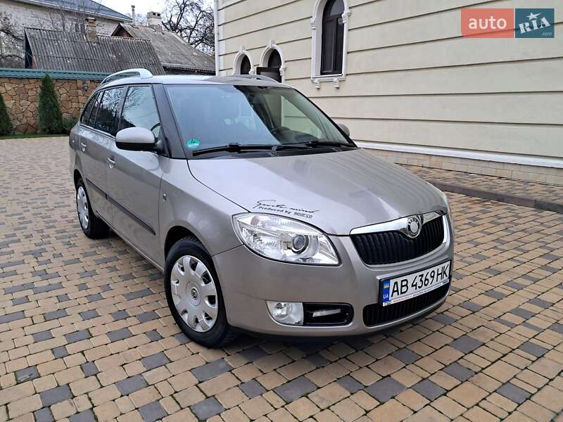 Универсал Skoda Fabia 2009 в Могилев-Подольске