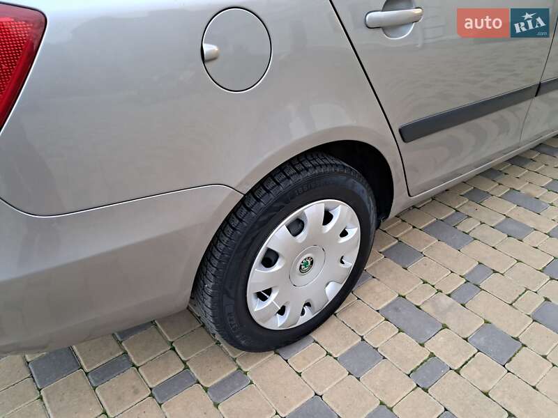 Универсал Skoda Fabia 2009 в Могилев-Подольске