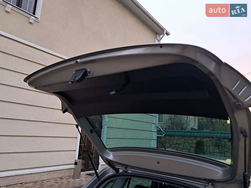 Универсал Skoda Fabia 2009 в Могилев-Подольске