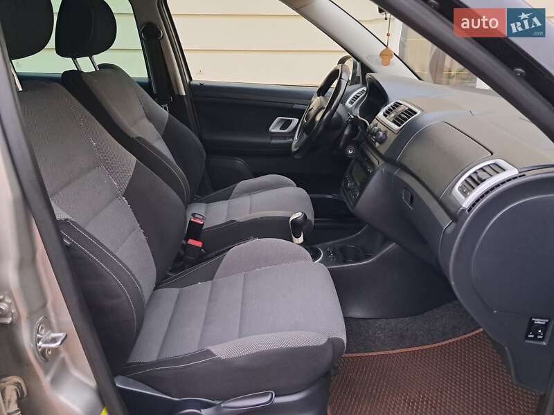 Универсал Skoda Fabia 2009 в Могилев-Подольске