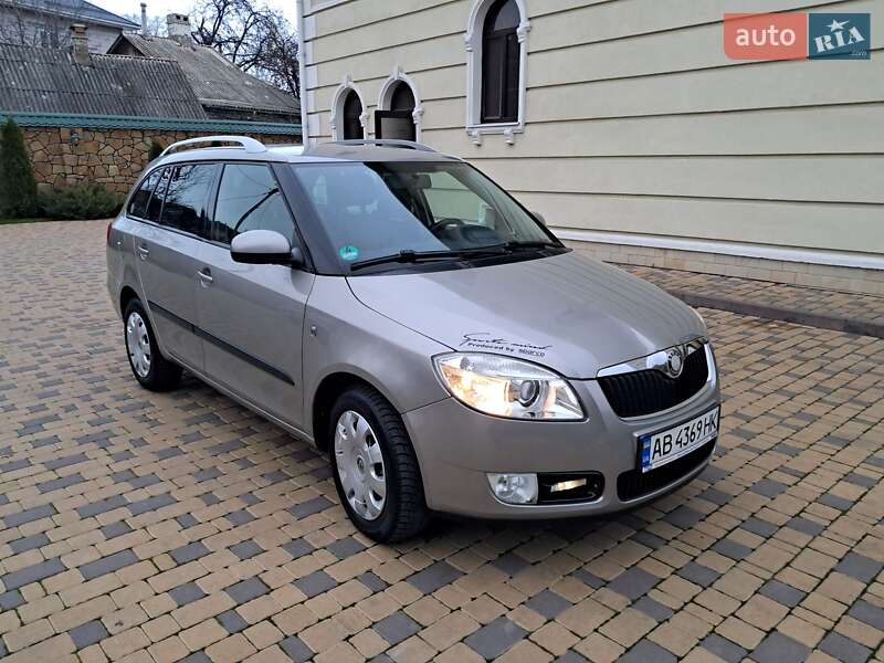 Универсал Skoda Fabia 2009 в Могилев-Подольске