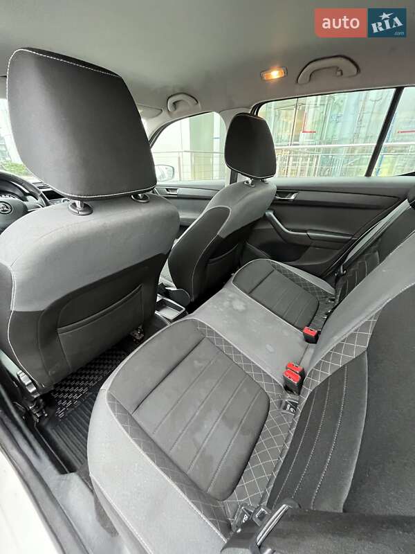 Хетчбек Skoda Fabia 2019 в Києві