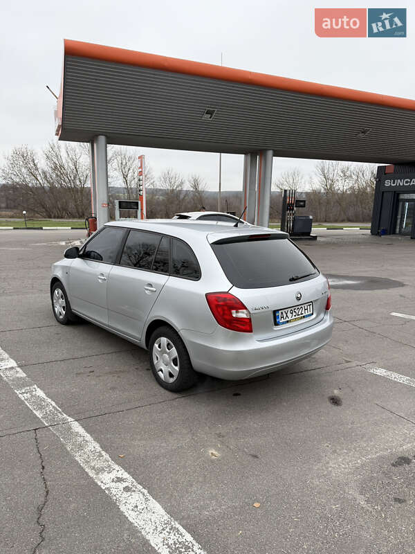 Універсал Skoda Fabia 2015 в Новій Водолагі