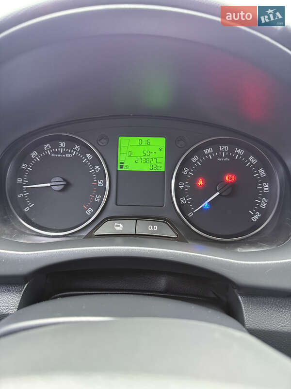 Універсал Skoda Fabia 2015 в Новій Водолагі