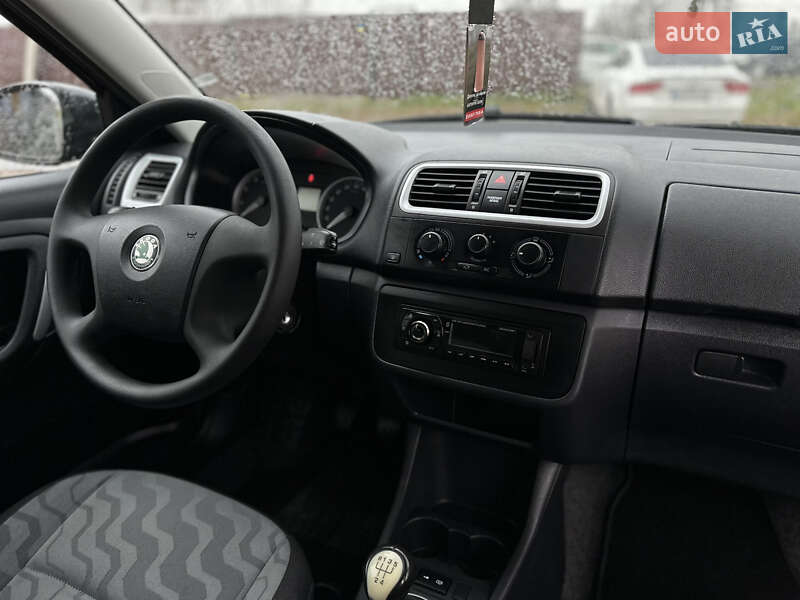 Універсал Skoda Fabia 2008 в Вінниці