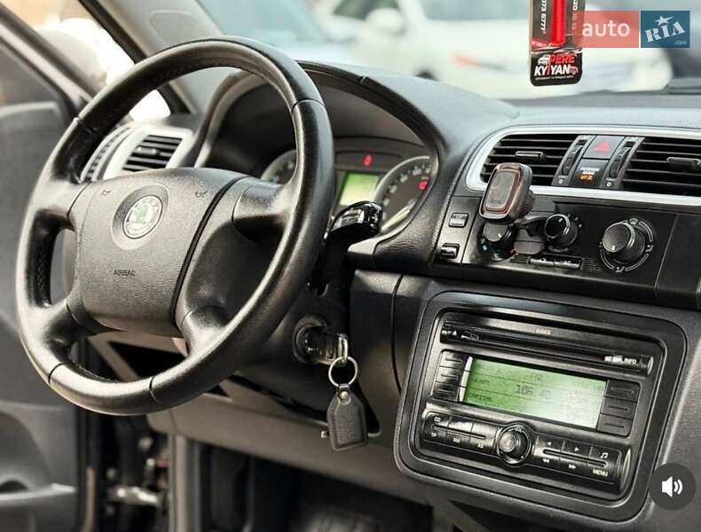 Хетчбек Skoda Fabia 2008 в Дніпрі фото 14 Хетчбек Skoda Fabia 2008 в Дніпрі