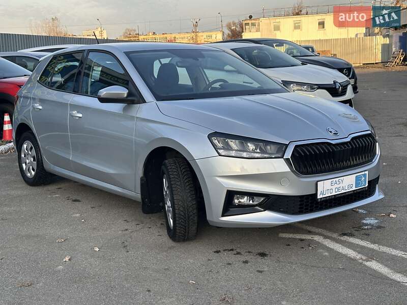 Хэтчбек Skoda Fabia 2024 в Киеве