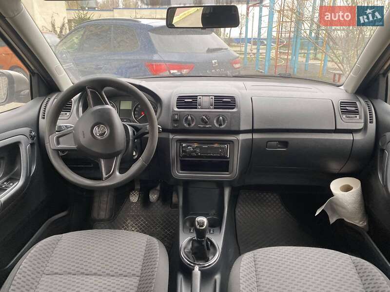 Хэтчбек Skoda Fabia 2015 в Киеве фото 3 Хэтчбек Skoda Fabia 2015 в Киеве