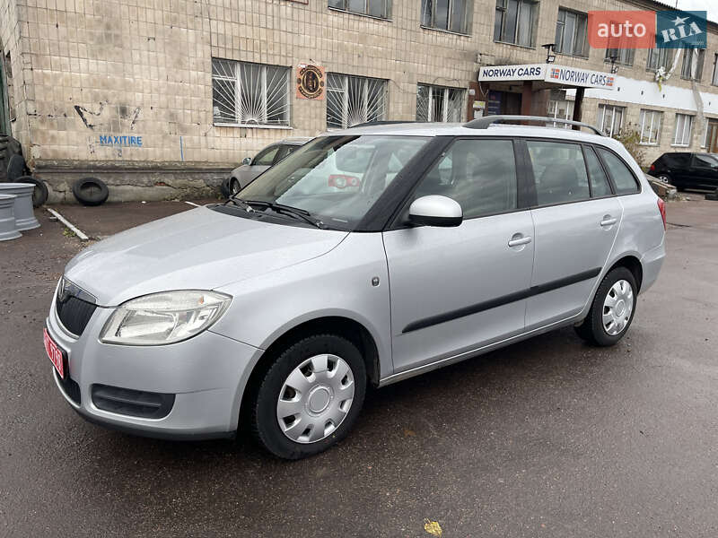 Універсал Skoda Fabia 2009 в Житомирі фото 2 Універсал Skoda Fabia 2009 в Житомирі