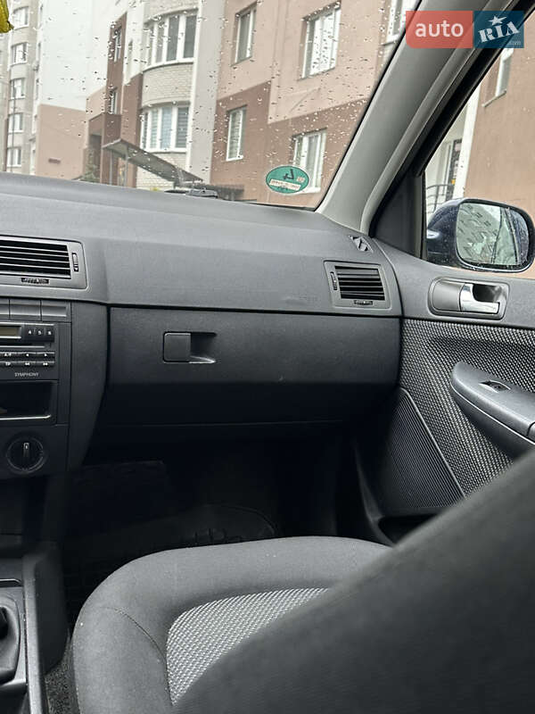 Универсал Skoda Fabia 2005 в Виннице