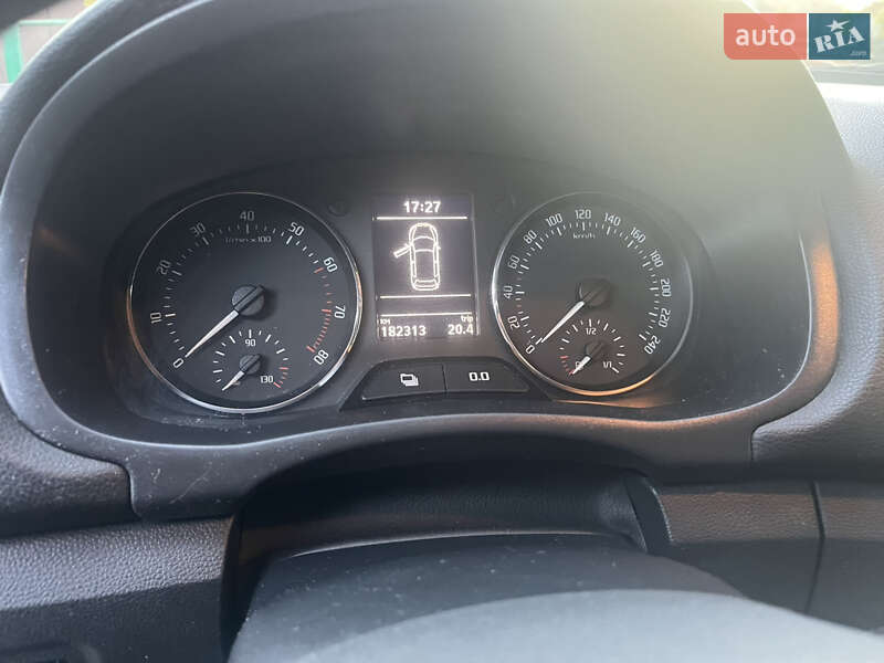 Хетчбек Skoda Fabia 2013 в Мукачевому