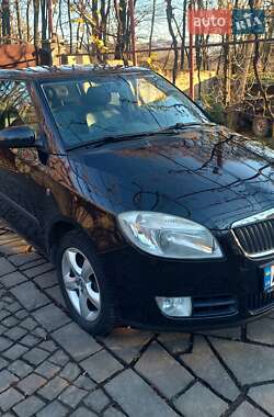 Хэтчбек Skoda Fabia 2009 в Мукачево