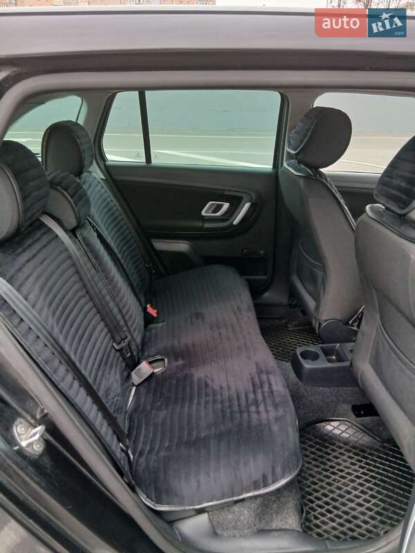 Універсал Skoda Fabia 2009 в Полтаві