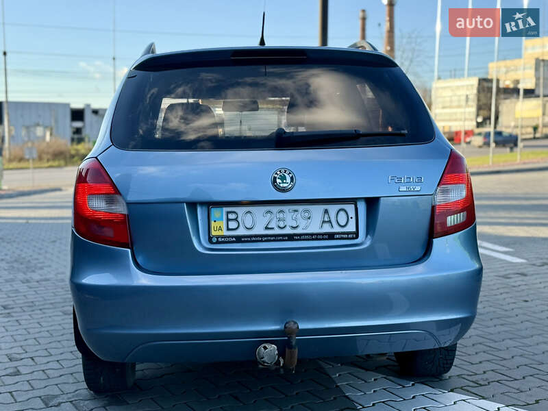 Универсал Skoda Fabia 2009 в Тернополе