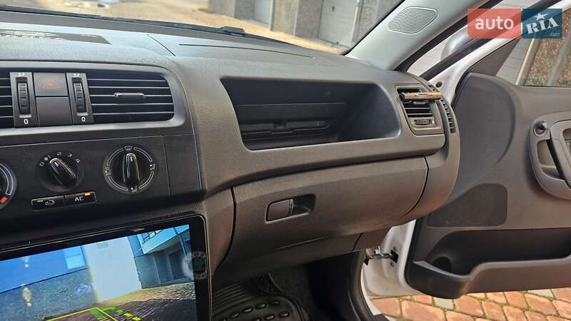 Хэтчбек Skoda Fabia 2014 в Харькове фото 17 Хэтчбек Skoda Fabia 2014 в Харькове