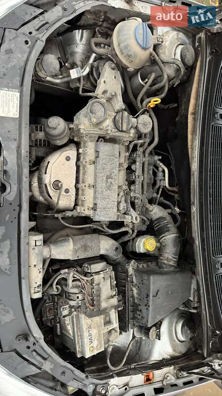 Хэтчбек Skoda Fabia 2011 в Запорожье