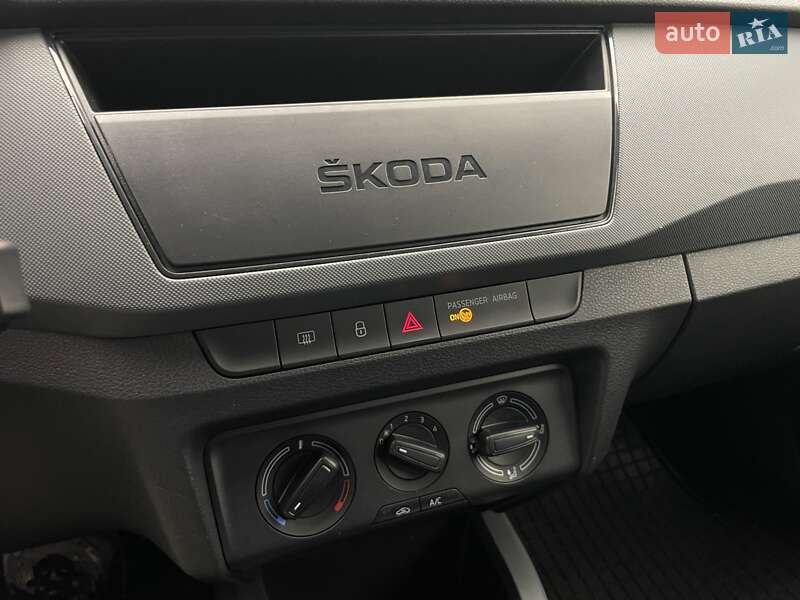 Хэтчбек Skoda Fabia 2018 в Киеве