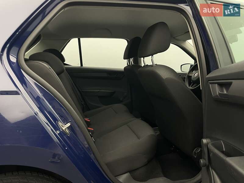 Хэтчбек Skoda Fabia 2016 в Киеве